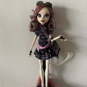 Monster High Doll - Catrine - Scaris 2013